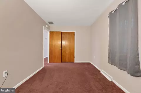 Bedroom - 511 Sunset Dr, Dover, DE 19901 photo 4 of 4