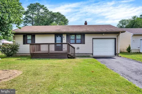 511 Sunset Dr, Dover, DE 19901