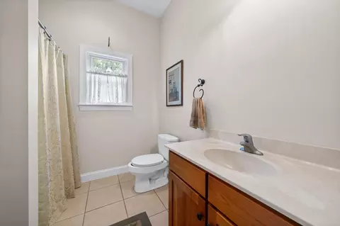 Bath - 72 Wildswood Rd, Dover, DE 19901 photo 1 of 6