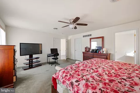 Bedroom - 43 Barkley Ct, Dover, DE 19904 photo 1 of 7