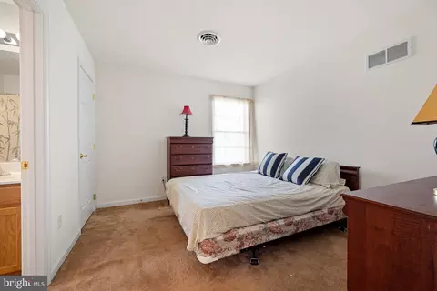 Bedroom - 43 Barkley Ct, Dover, DE 19904 photo 5 of 7