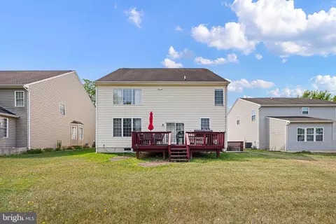 Exterior - 43 Barkley Ct, Dover, DE 19904 photo 4 of 5