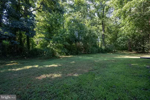Exterior - 24 Merion Ct, Dover, DE 19904 photo 11 of 12