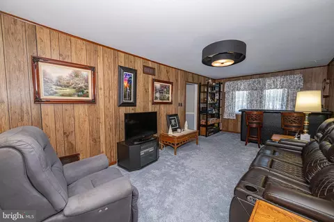 Living - 24 Merion Ct, Dover, DE 19904 photo 5 of 5