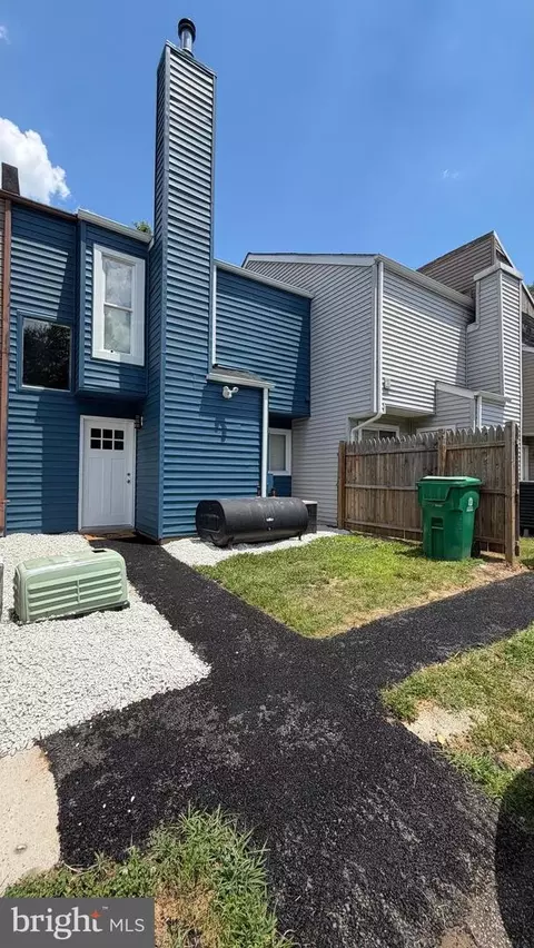 Exterior - 2054 Generals Way, Dover, DE 19901 photo 2 of 2