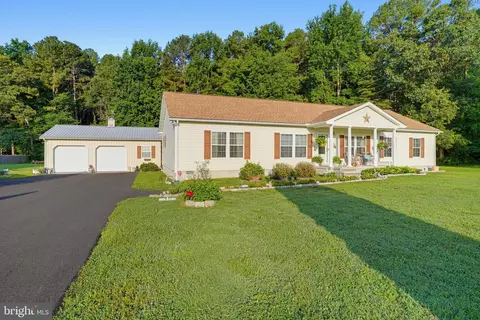 2407 Hunting Quarter Rd, Houston, DE 19954
