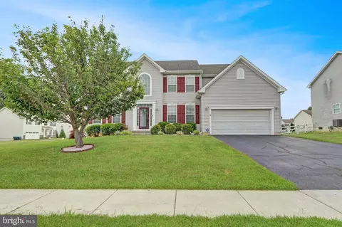 2 Trouble Ln, Smyrna, DE 19977