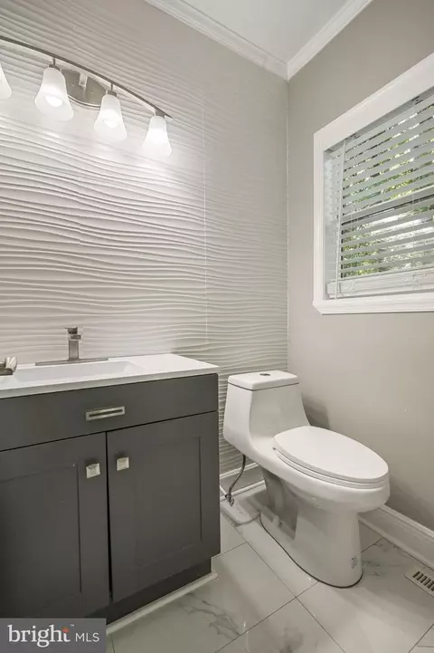 Bath - 7 Scioto Ct, Dover, DE 19904 photo 1 of 3