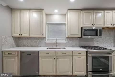 Kitchen - 7 Scioto Ct, Dover, DE 19904 photo 1 of 2