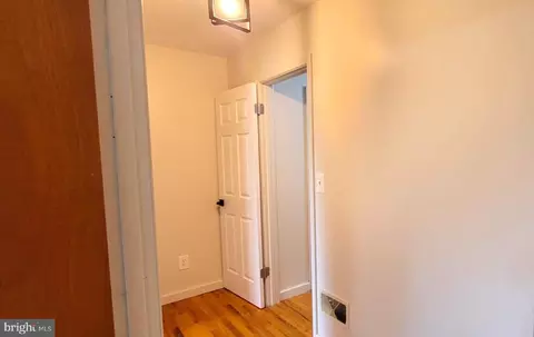 Entry Way - 25 Briar Ln, Dover, DE 19904 photo 10 of 11