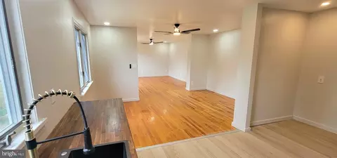 Entry Way - 25 Briar Ln, Dover, DE 19904 photo 3 of 11