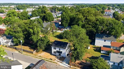 View/Area - 411 W Reed St, Dover, DE 19901 photo 2 of 7