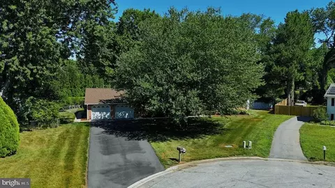 18 N Springview Dr, Dover, DE 19901 photo 3