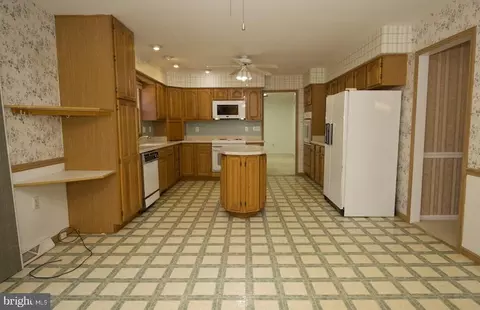 18 N Springview Dr, Dover, DE 19901 photo 31