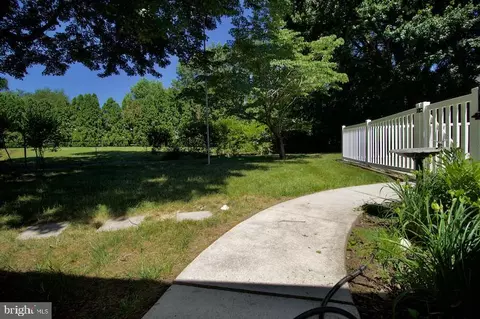 18 N Springview Dr, Dover, DE 19901 photo 4
