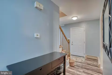 Entry Way - 103 S Fairfield Dr, Dover, DE 19901 photo 4 of 5