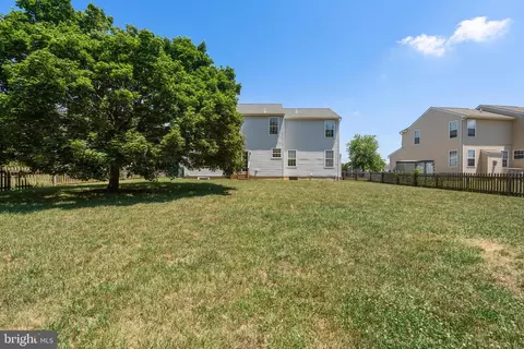Exterior - 29 Walden Ln, Dover, DE 19904 photo 6 of 8