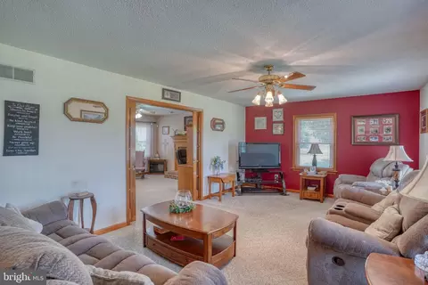 Living - 110 E Lucky Estates Dr, Harrington, DE 19952 photo 1 of 3