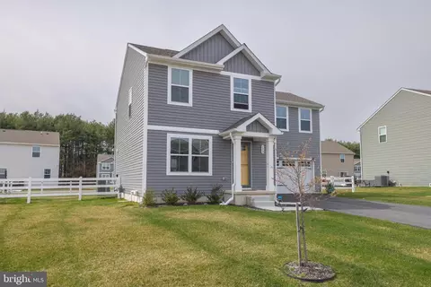 Exterior - 153 Limestone Dr, Dover, DE 19904 photo 2 of 10