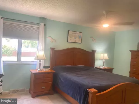 Bedroom - 560 Troon Rd, Dover, DE 19904 photo 1 of 7