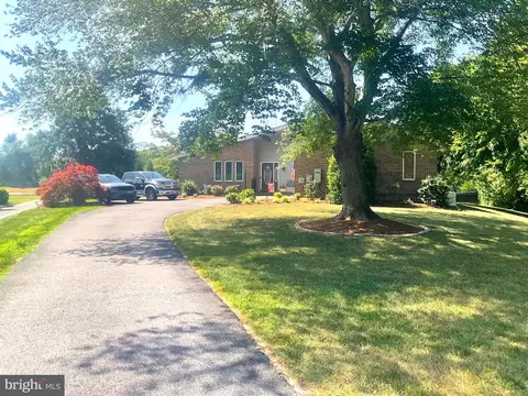Exterior - 560 Troon Rd, Dover, DE 19904 photo 3 of 11