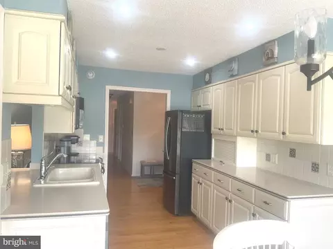 Kitchen - 560 Troon Rd, Dover, DE 19904 photo 1 of 2