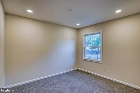 Bedroom - 9 John Collins Cir, Dover, DE 19904 photo 1 of 2