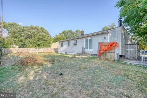 Exterior - 9 John Collins Cir, Dover, DE 19904 photo 2 of 4