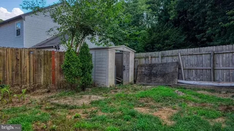 Exterior - 1500 Fawn St, Dover, DE 19904 photo 7 of 8