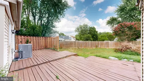 Exterior - 1500 Fawn St, Dover, DE 19904 photo 5 of 8
