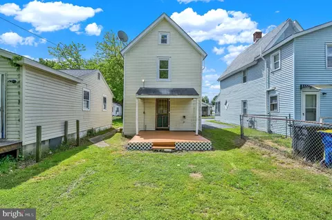 Exterior - 149 N Queen St, Dover, DE 19904 photo 1 of 3