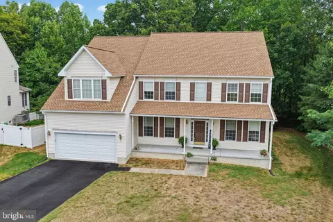 360 Albacore Dr, Frederica, DE 19946