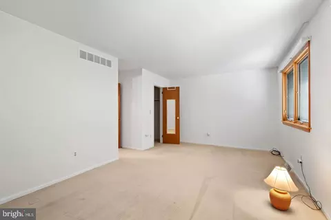 Bedroom - 6 Whitemarsh Ct, Dover, DE 19904 photo 2 of 5