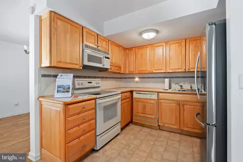Kitchen - 6 Whitemarsh Ct, Dover, DE 19904 photo 1 of 3