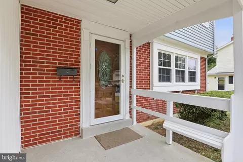 Exterior - 314 Alder Rd, Dover, DE 19904 photo 5 of 12