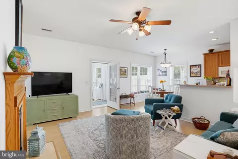 Living - 216 N Red Haven Ln, Dover, DE 19901 photo 1 of 1