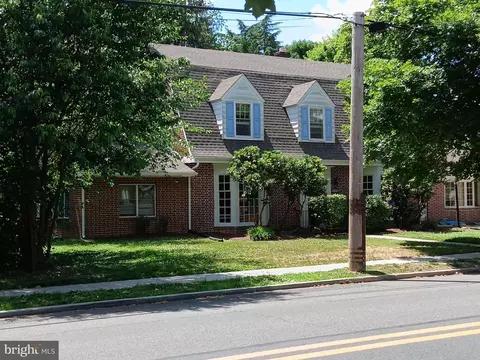 Exterior - 520 N State St, Dover, DE 19901 photo 3 of 7
