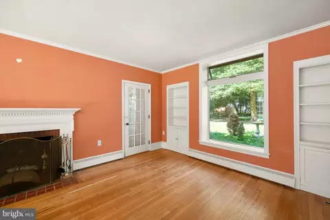 Living - 520 N State St, Dover, DE 19901 photo 1 of 6