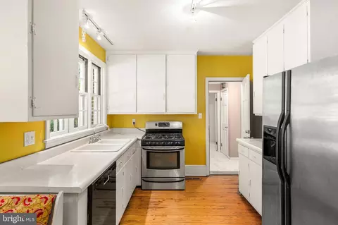 Kitchen - 520 N State St, Dover, DE 19901 photo 2 of 4