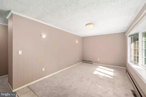 Living - 520 N State St, Dover, DE 19901 photo 6 of 6