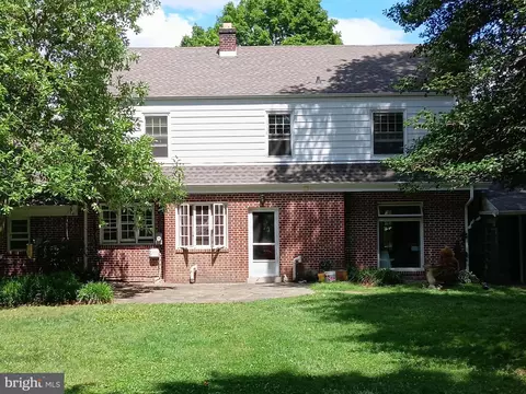 Exterior - 520 N State St, Dover, DE 19901 photo 6 of 7
