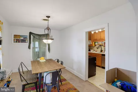 Dining - 21 Roosevelt Ave, Dover, DE 19901 photo 2 of 2