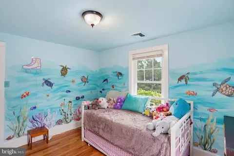 Bedroom - 517 Greenhill Rd, Dover, DE 19901 photo 4 of 7