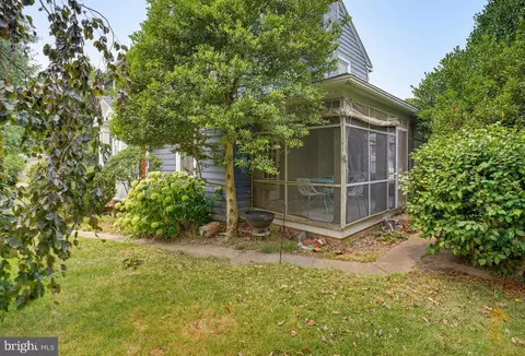 Exterior - 517 Greenhill Rd, Dover, DE 19901 photo 10 of 10
