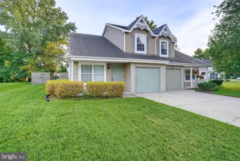 Exterior - 19 Heatherfield Way, Dover, DE 19904 photo 2 of 4
