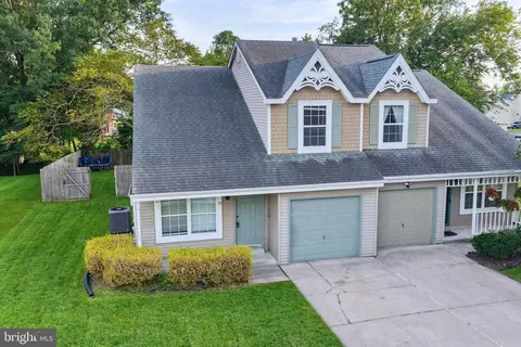Exterior - 19 Heatherfield Way, Dover, DE 19904 photo 1 of 4