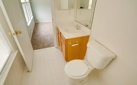 Bath - 50 E Fred Cir, Camden, DE 19934 photo 2 of 6