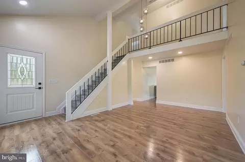 Entry Way - 22 Whitemarsh Ct, Dover, DE 19904 photo 1 of 6