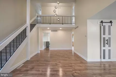 Entry Way - 22 Whitemarsh Ct, Dover, DE 19904 photo 2 of 6