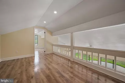 Entry Way - 22 Whitemarsh Ct, Dover, DE 19904 photo 5 of 6